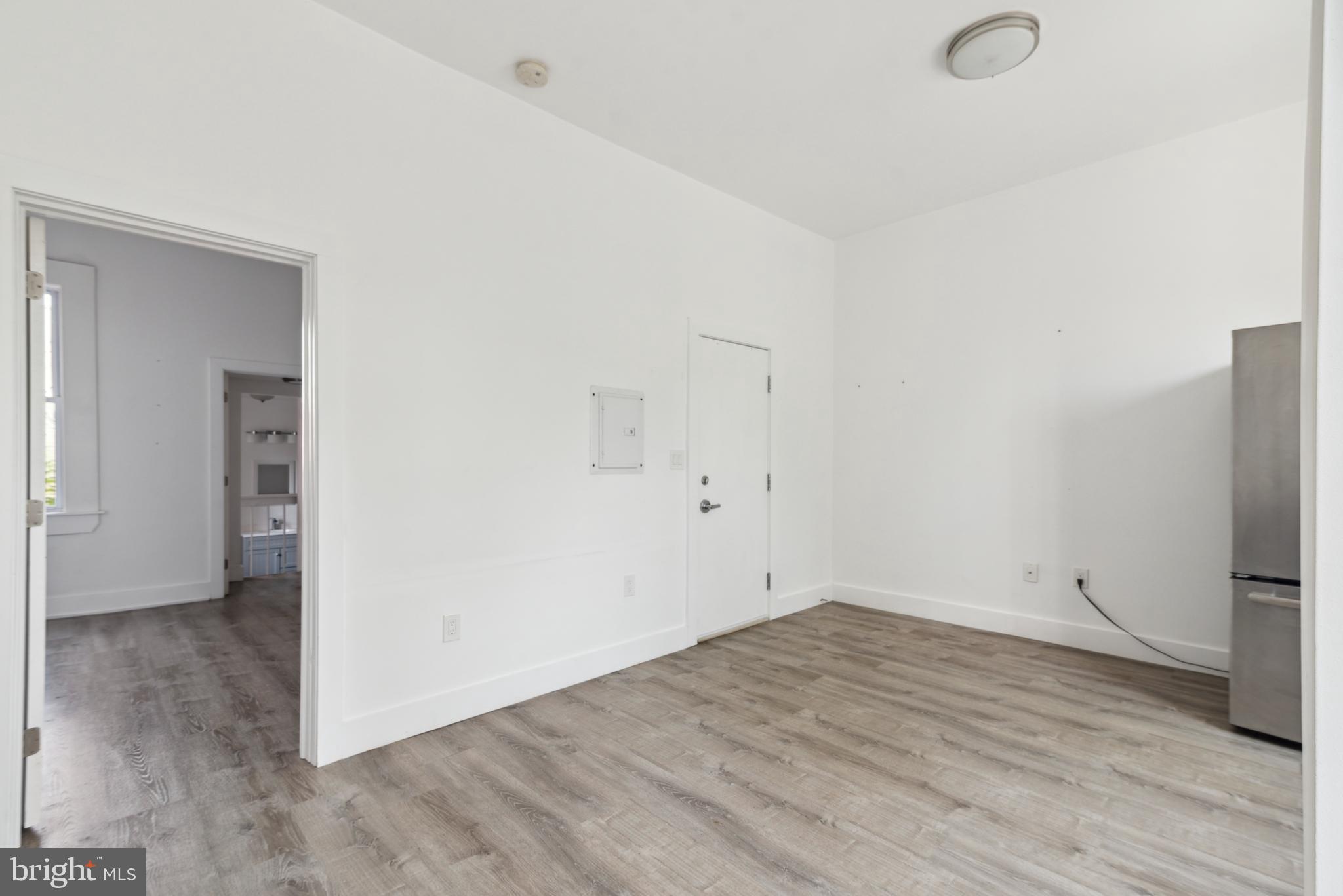 NORRIS SQUARE - Residential Income