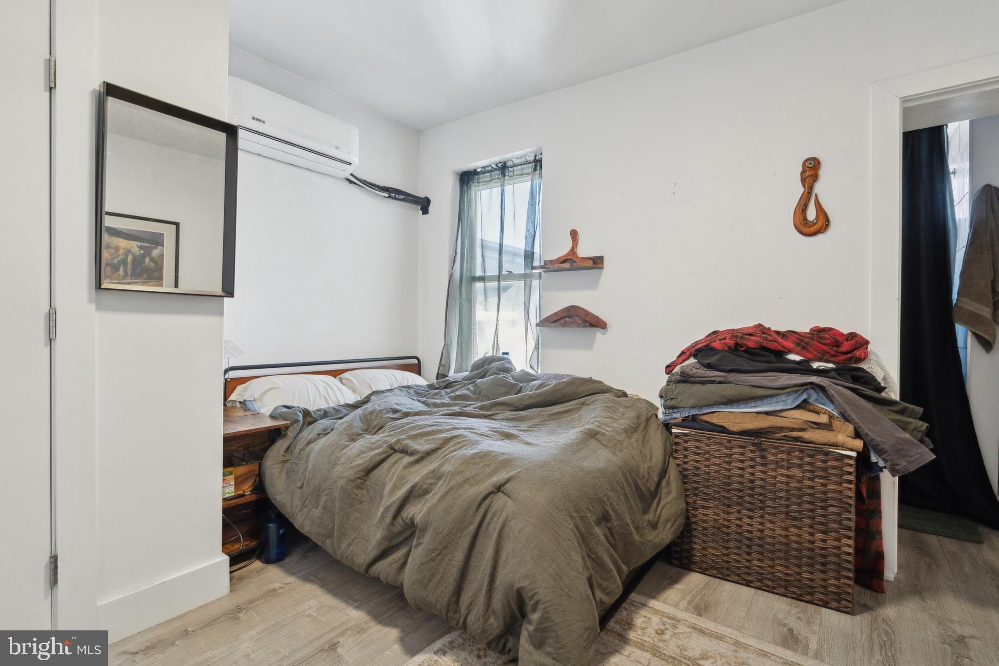 NORRIS SQUARE - Residential Income