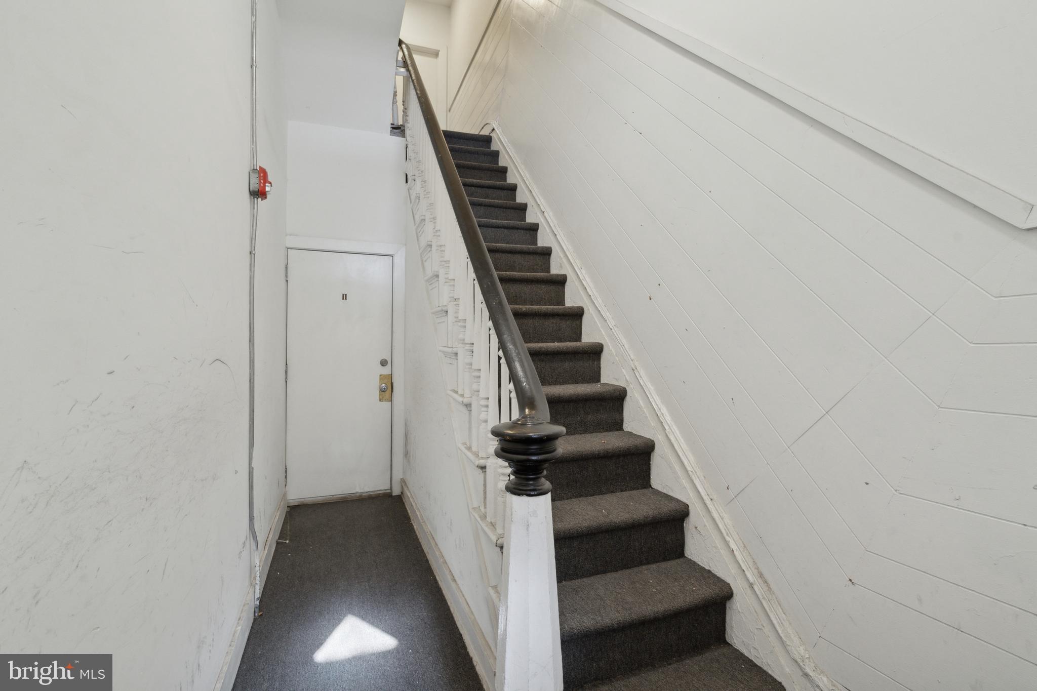 NORRIS SQUARE - Residential Income