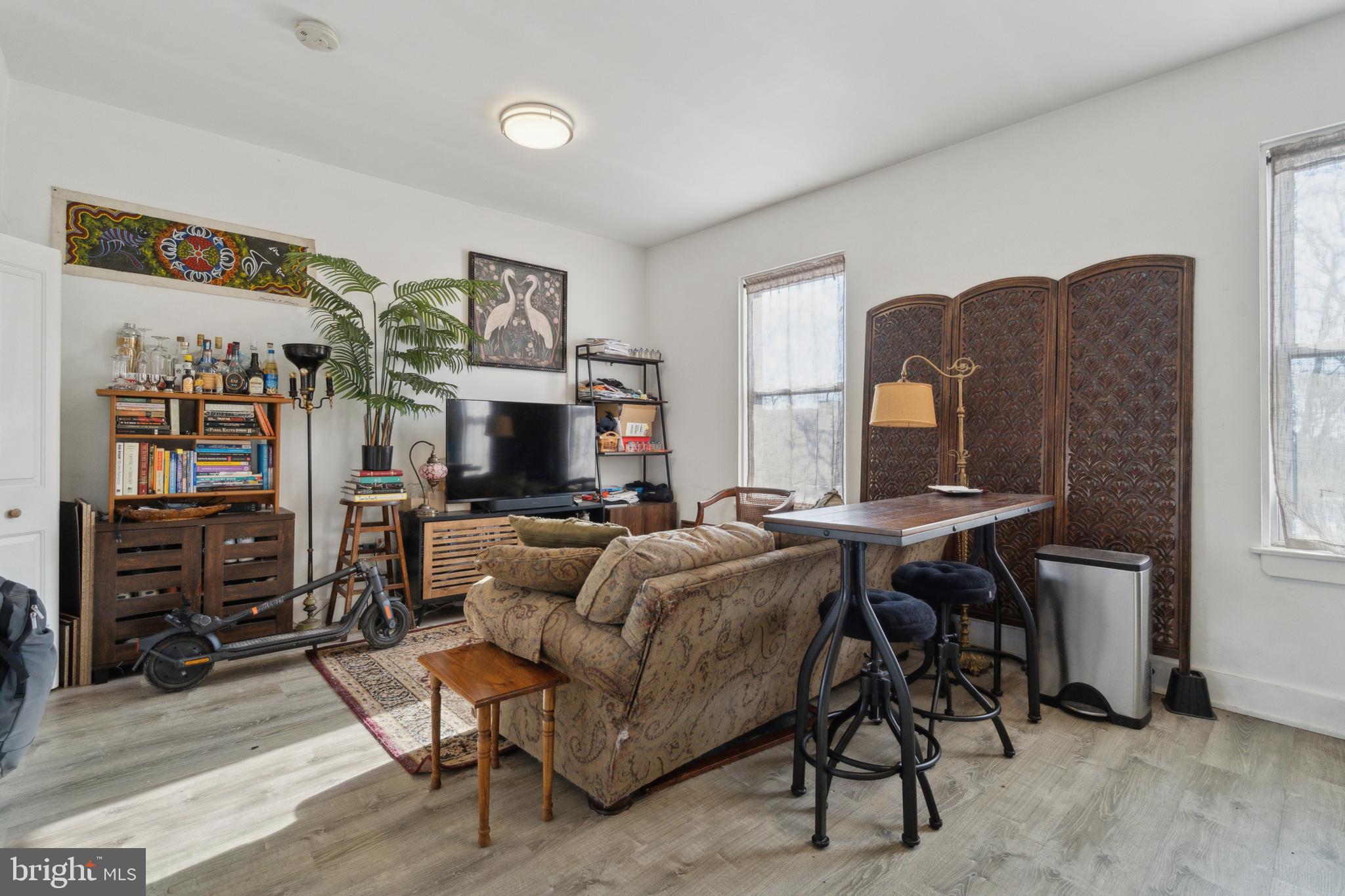 NORRIS SQUARE - Residential Income