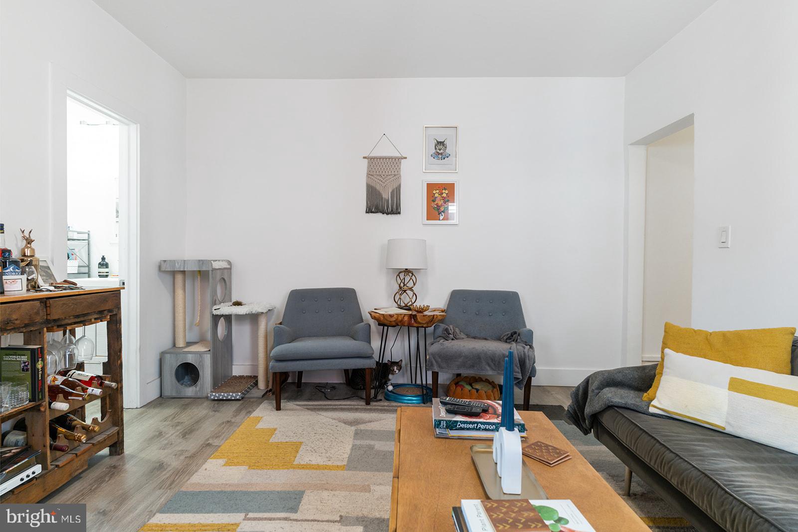 NORRIS SQUARE - Residential Income