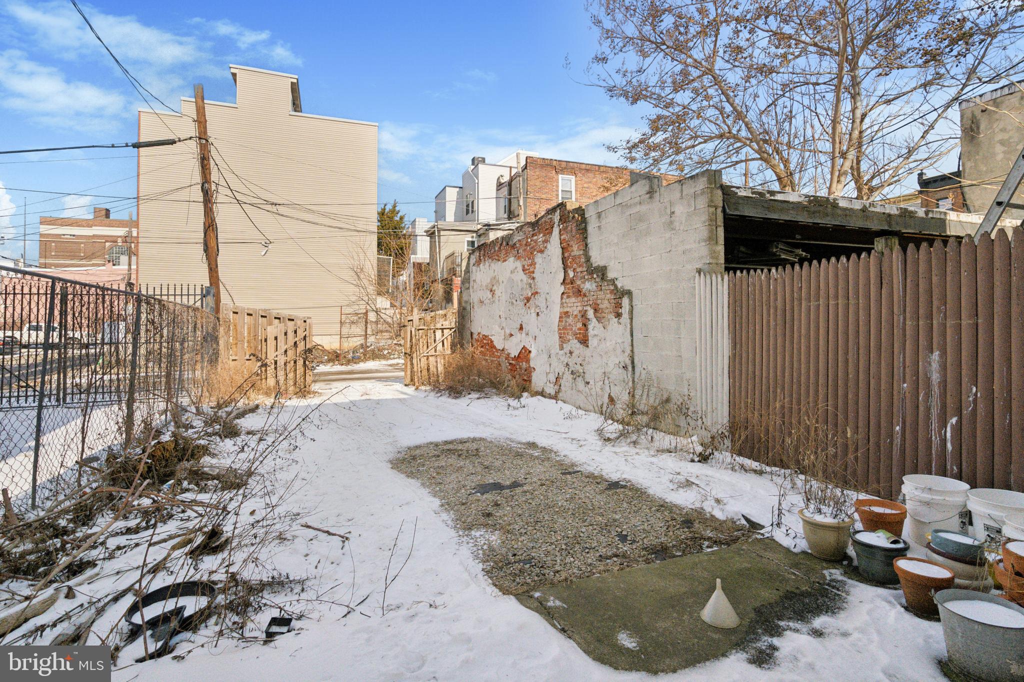 NORRIS SQUARE - Residential Income