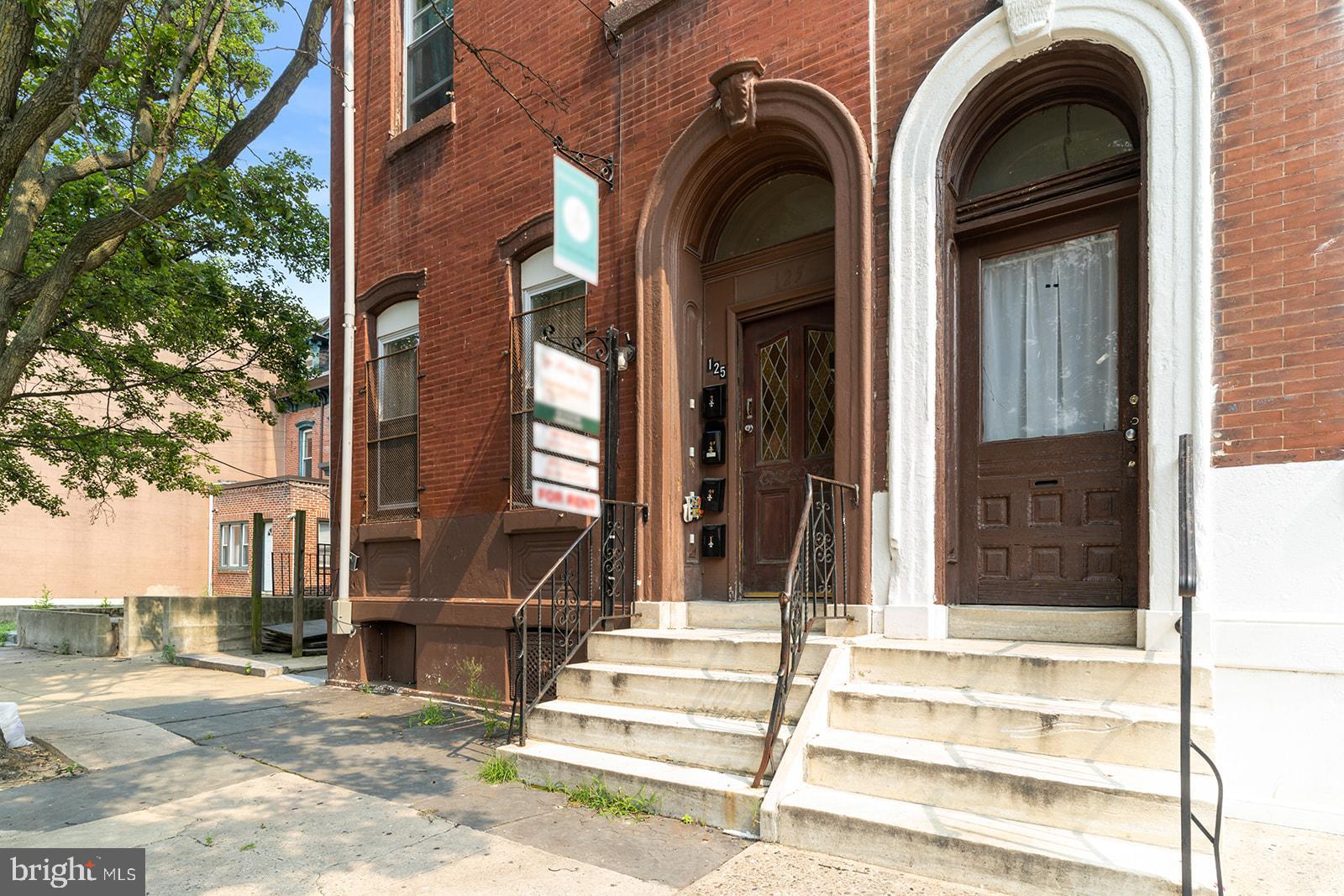 NORRIS SQUARE - Residential Income