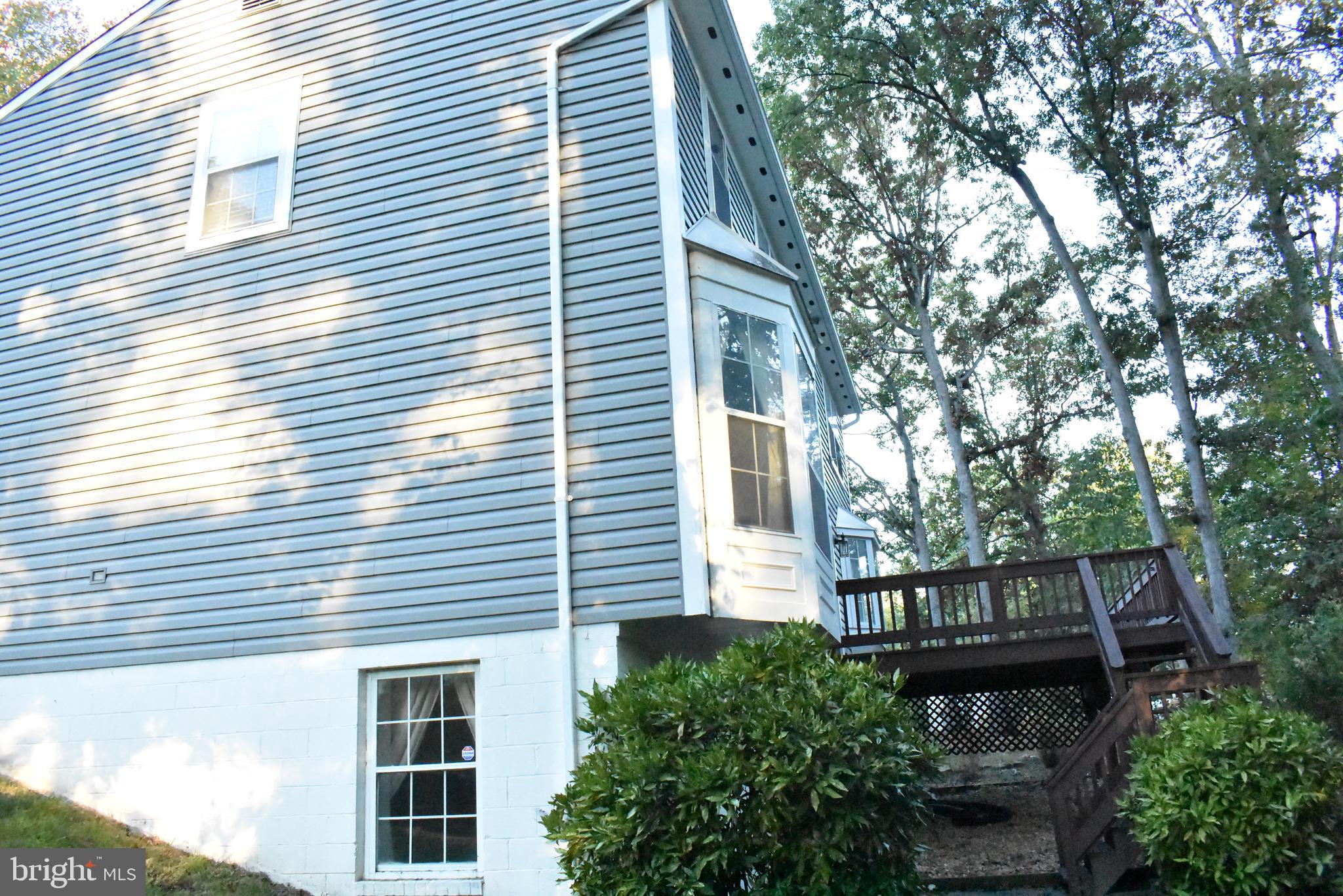 LAKE RIDGE - Residential Lease