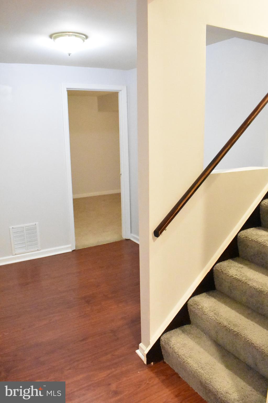 LAKE RIDGE - Residential Lease