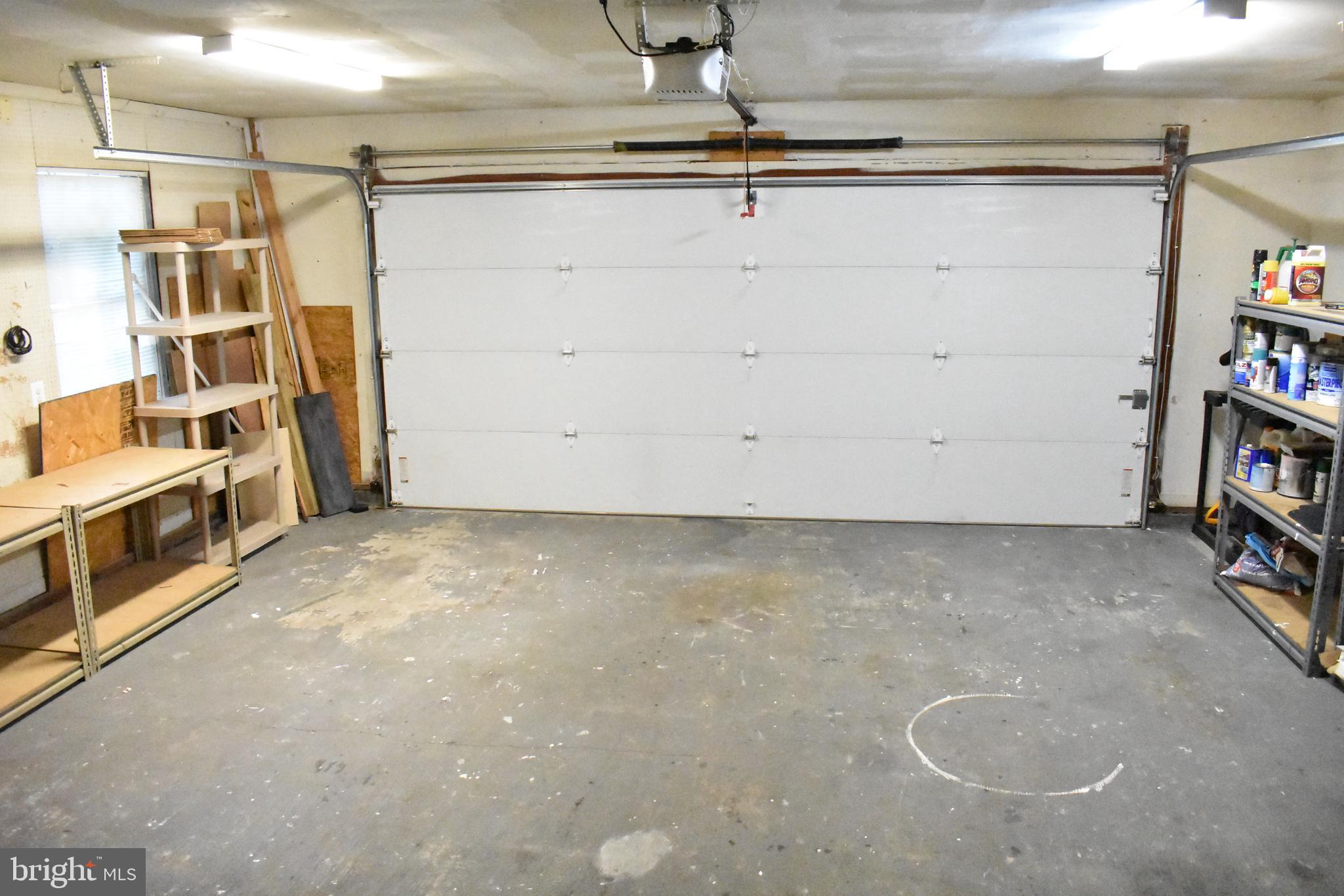 LAKE RIDGE - Residential Lease