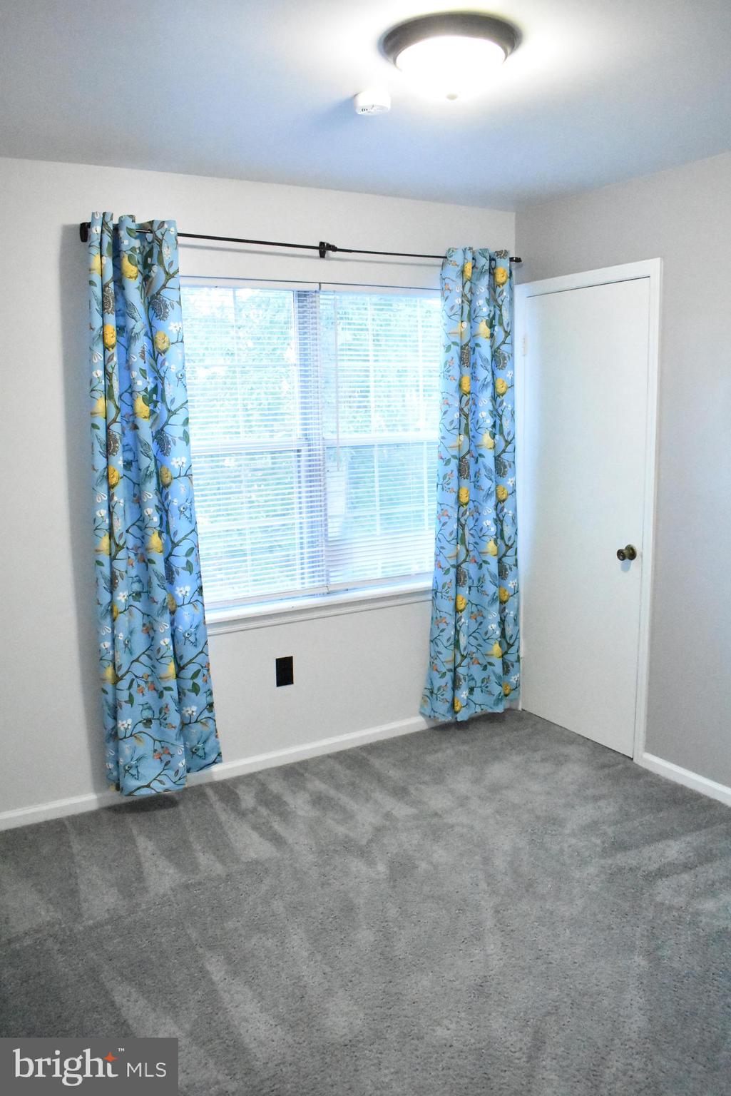 LAKE RIDGE - Residential Lease