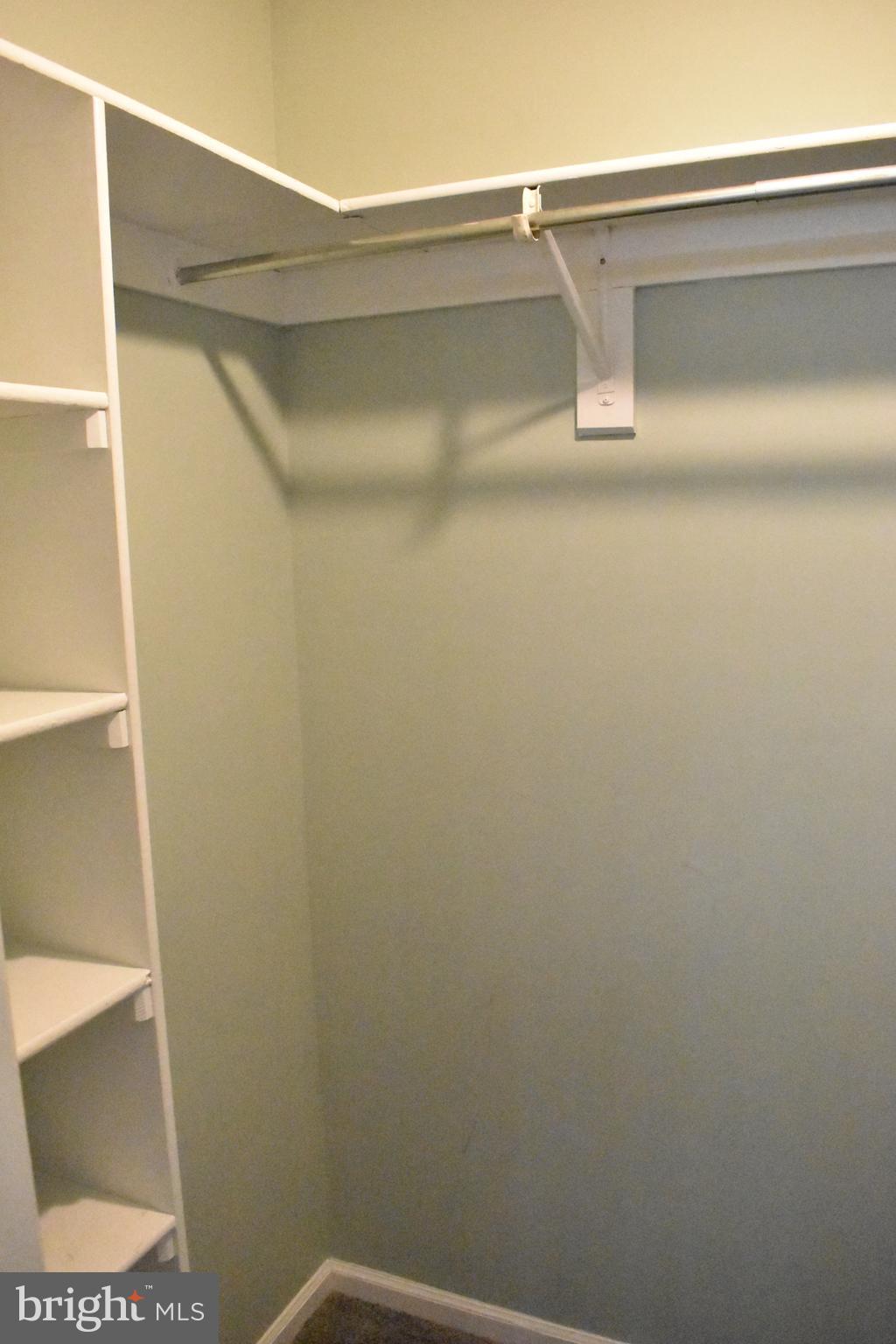 LAKE RIDGE - Residential Lease