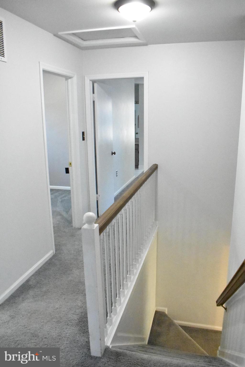 LAKE RIDGE - Residential Lease