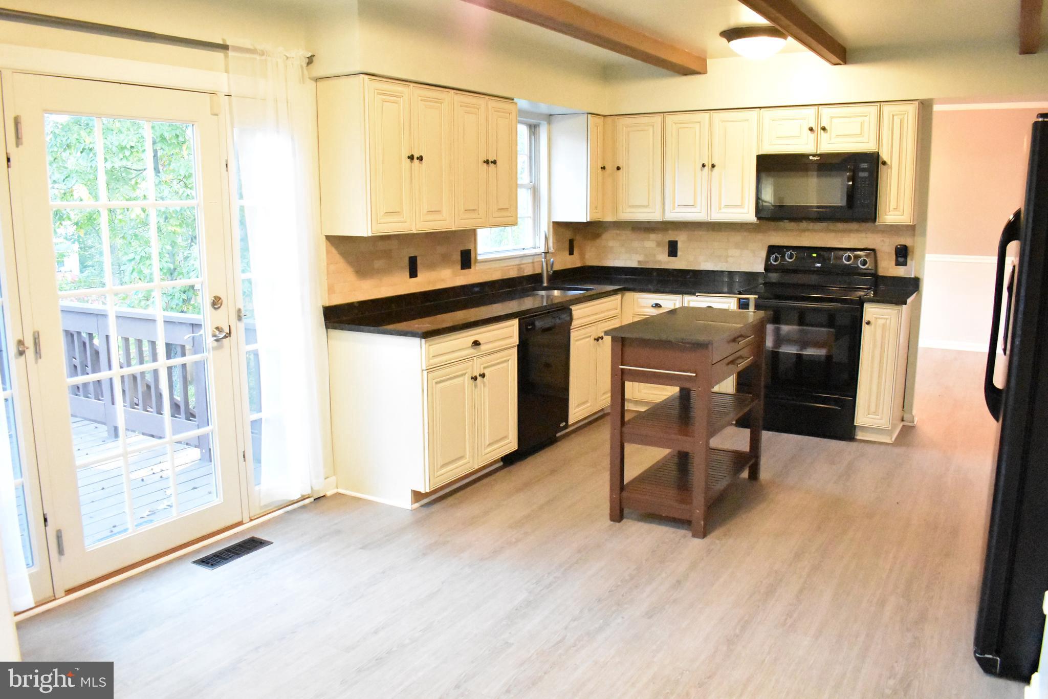 LAKE RIDGE - Residential Lease