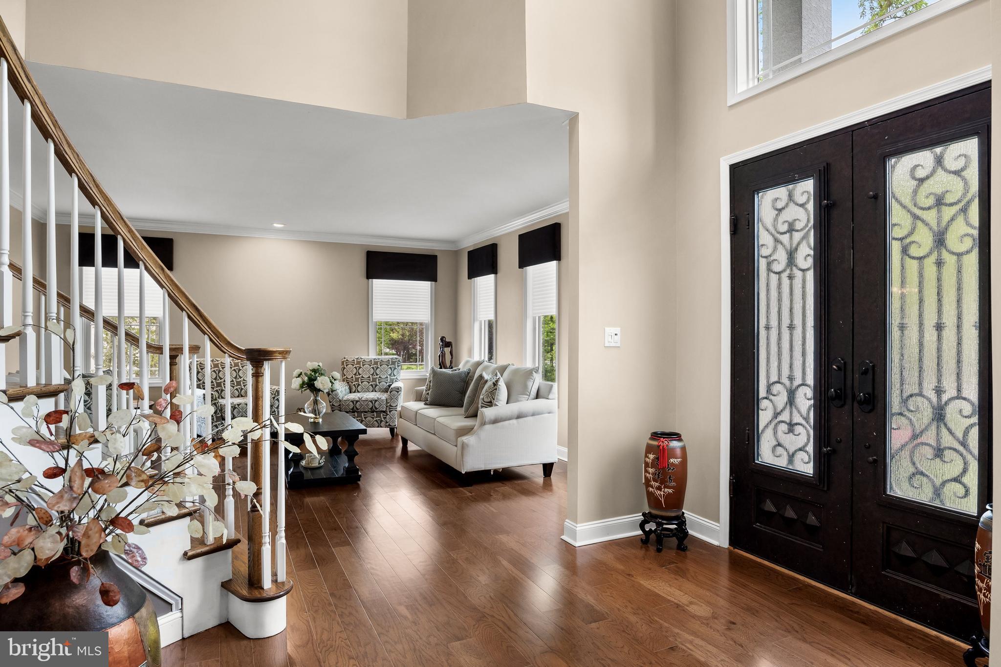 36 WINDING WAY