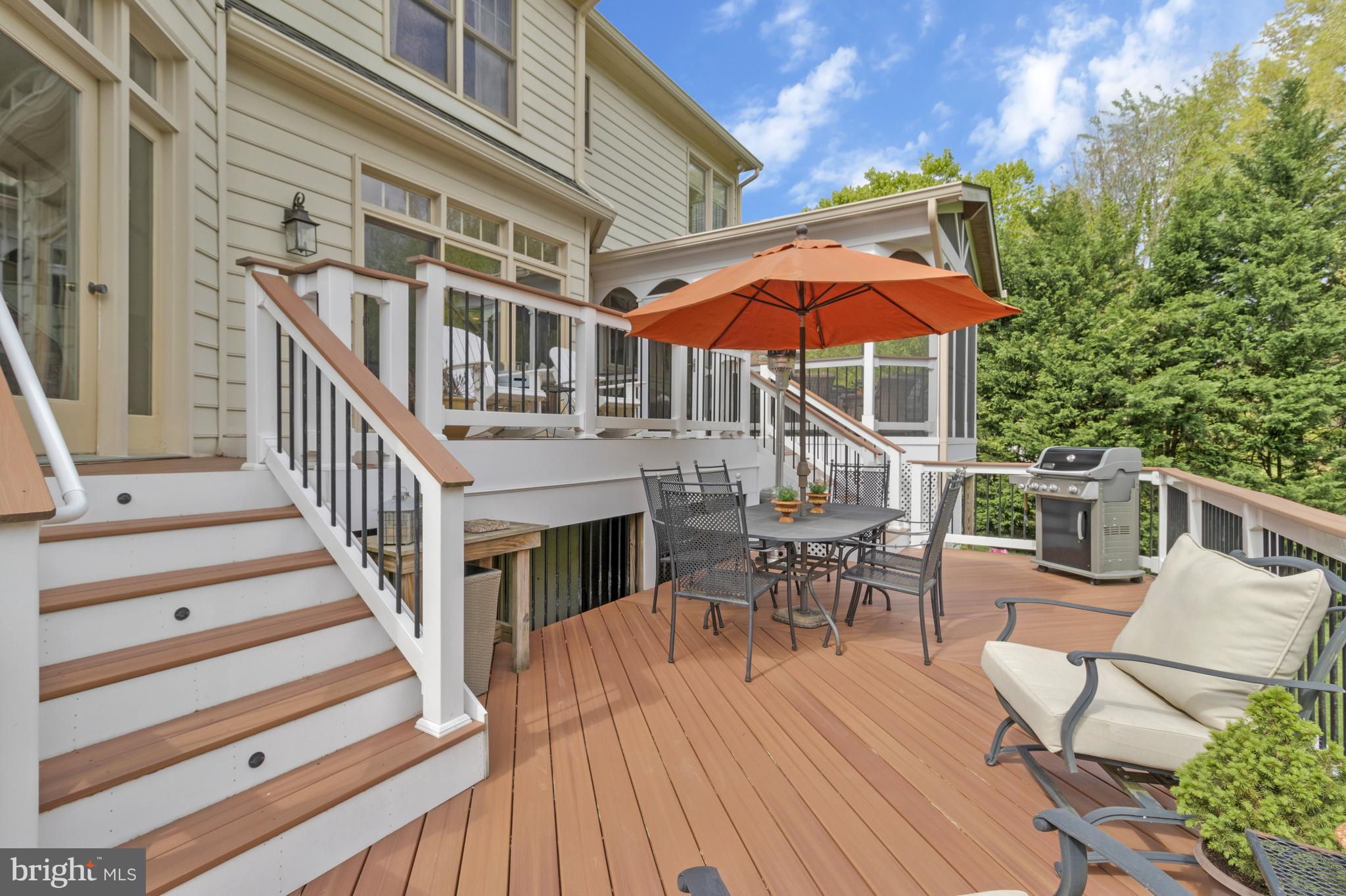 BROWNS LANDING - Residential