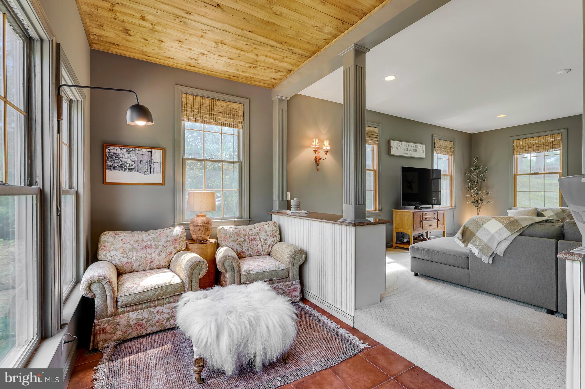 BROWNS LANDING - Residential