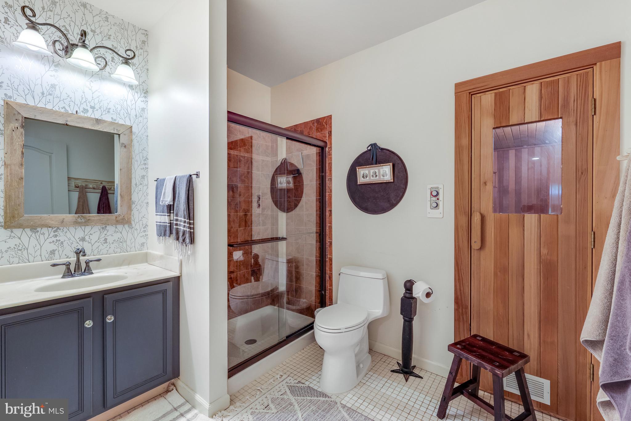 BROWNS LANDING - Residential