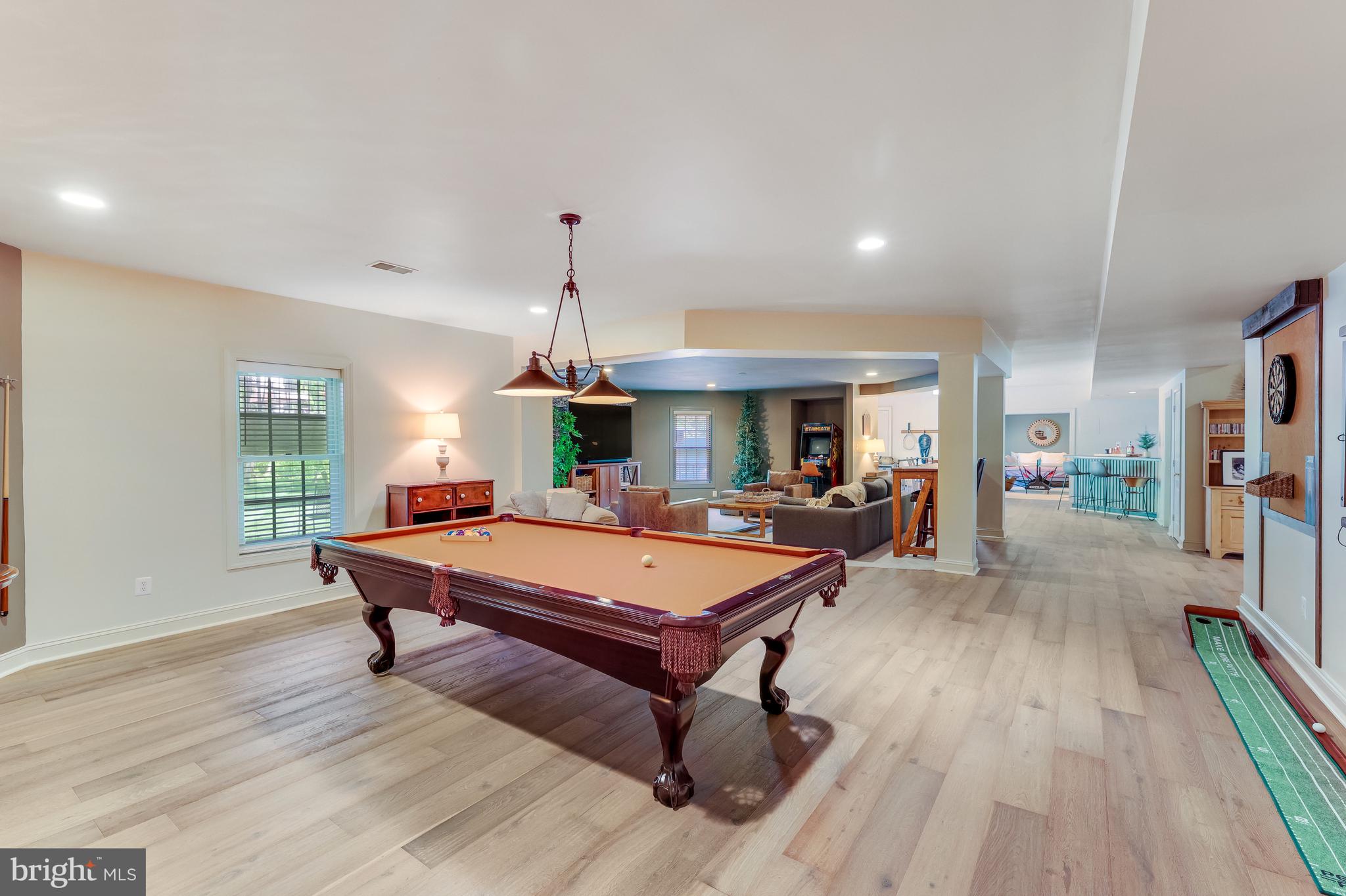 BROWNS LANDING - Residential