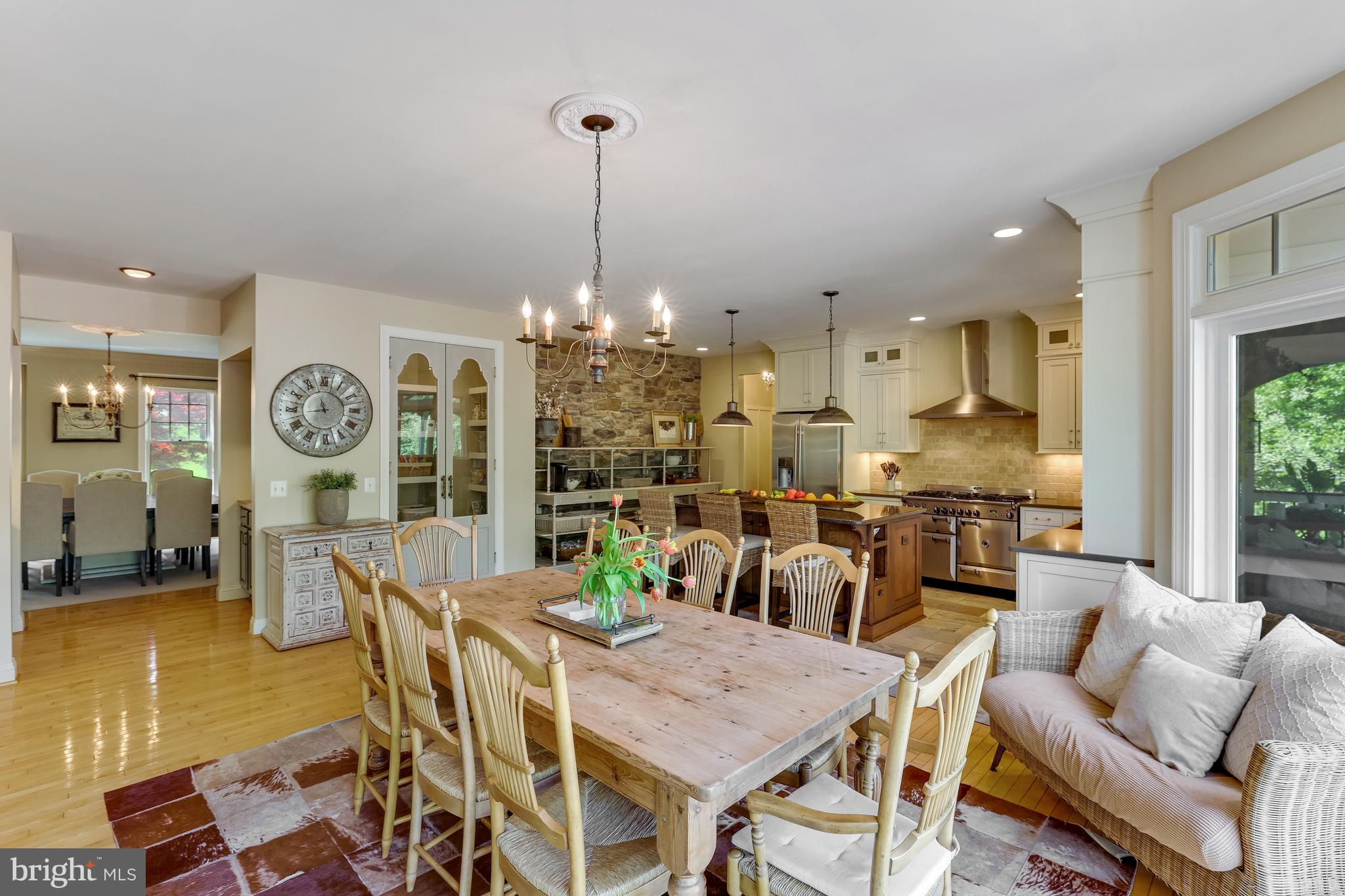 BROWNS LANDING - Residential