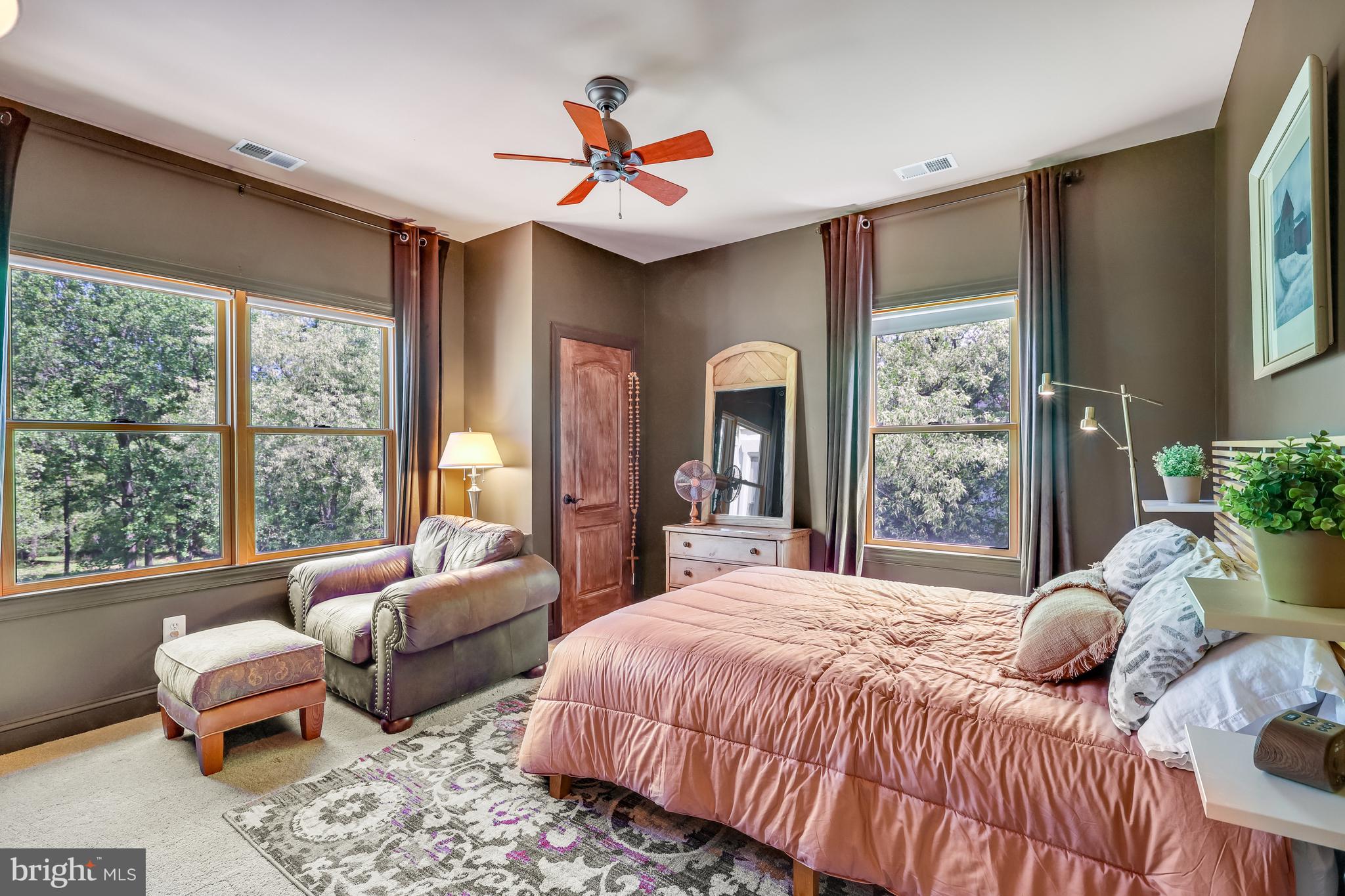 BROWNS LANDING - Residential