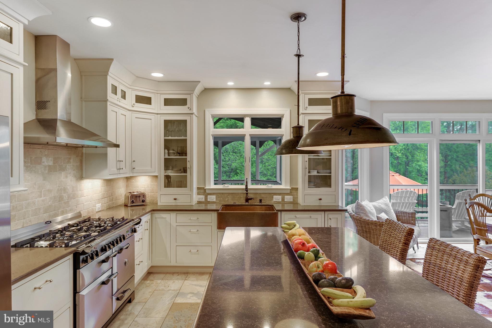 BROWNS LANDING - Residential