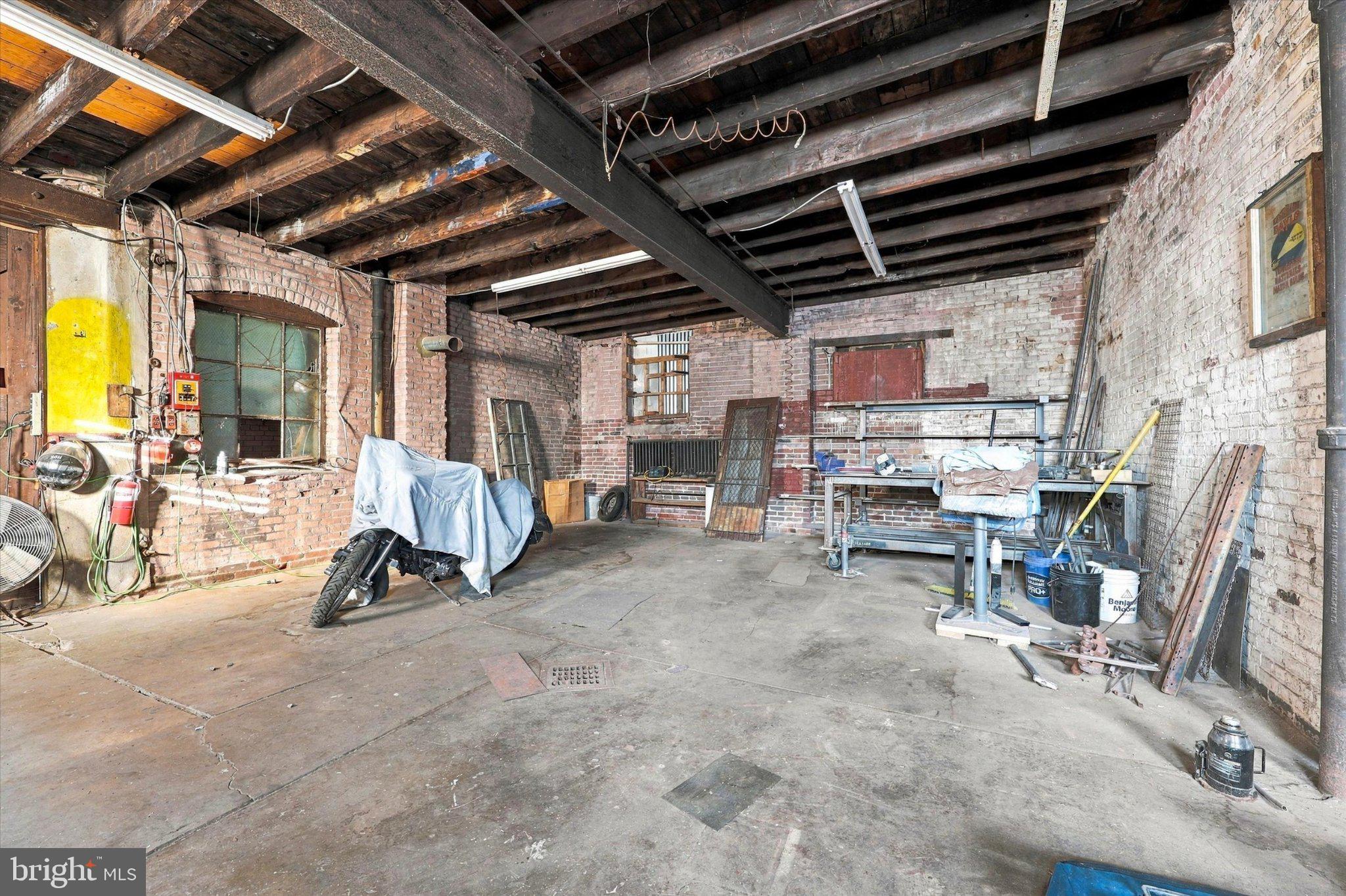2019 & 2019 1/2 E FIRTH STREET