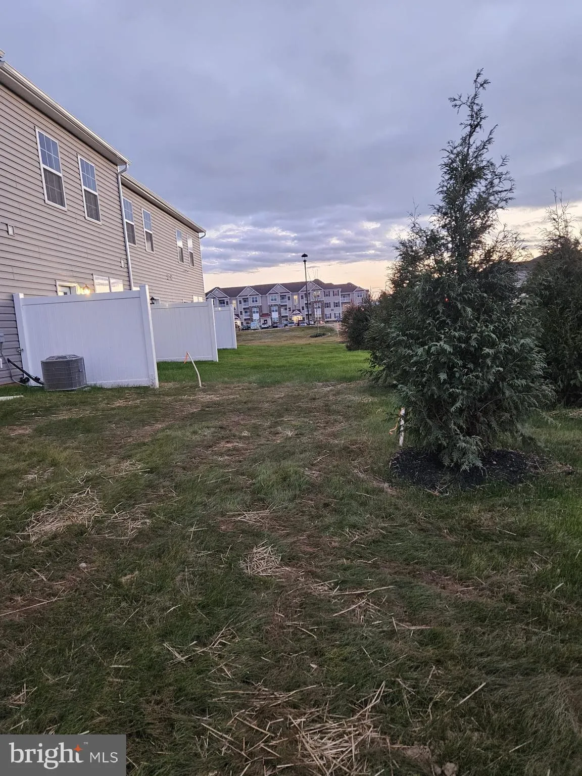 Westampton, New Jersey 08060, United States, 3 Bedrooms Bedrooms, ,2 BathroomsBathrooms,Residential,Pending,16850