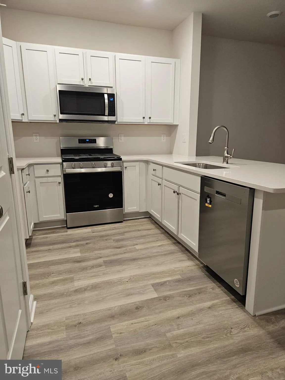 Westampton, New Jersey 08060, United States, 3 Bedrooms Bedrooms, ,2 BathroomsBathrooms,Residential,Pending,16850