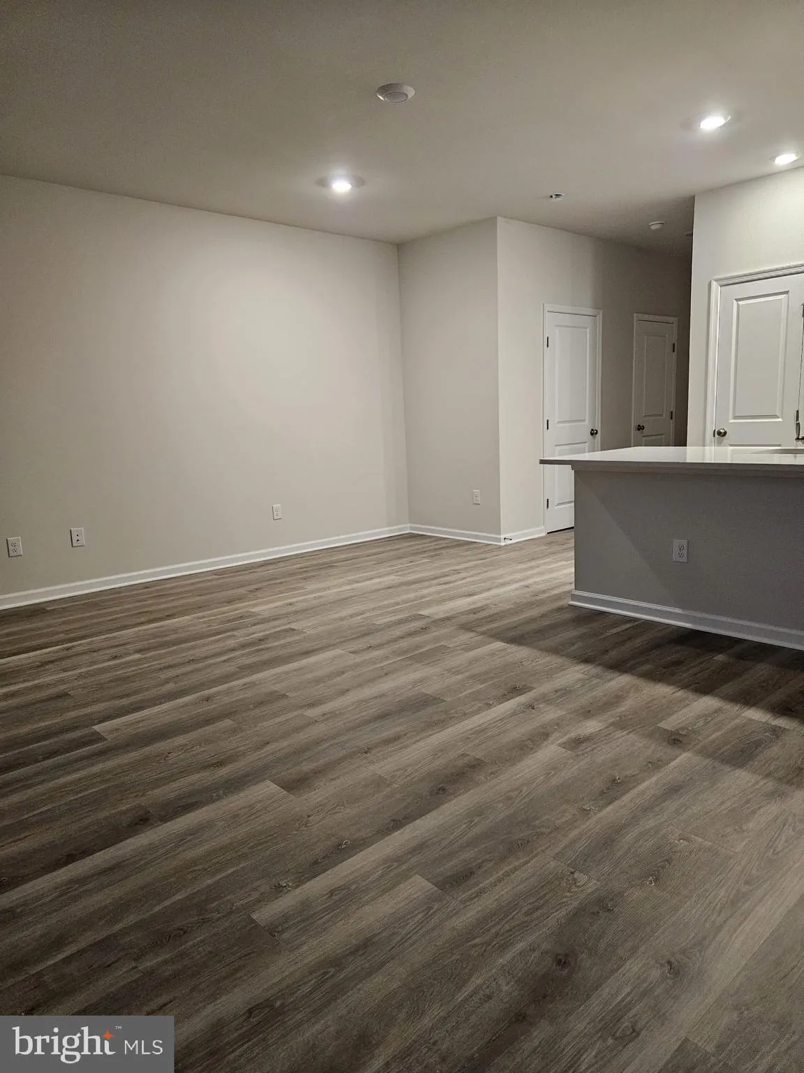 Westampton, New Jersey 08060, United States, 3 Bedrooms Bedrooms, ,2 BathroomsBathrooms,Residential,Pending,16850