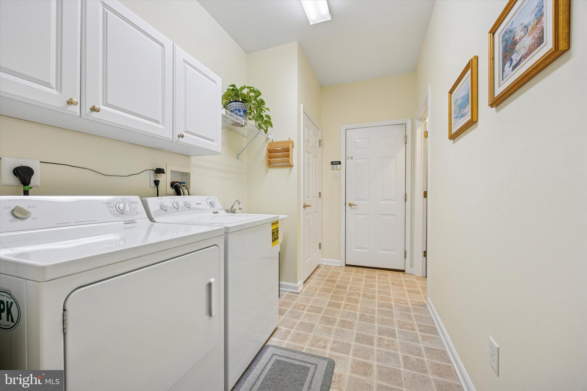 THE COLONY AT SKIP - Residential