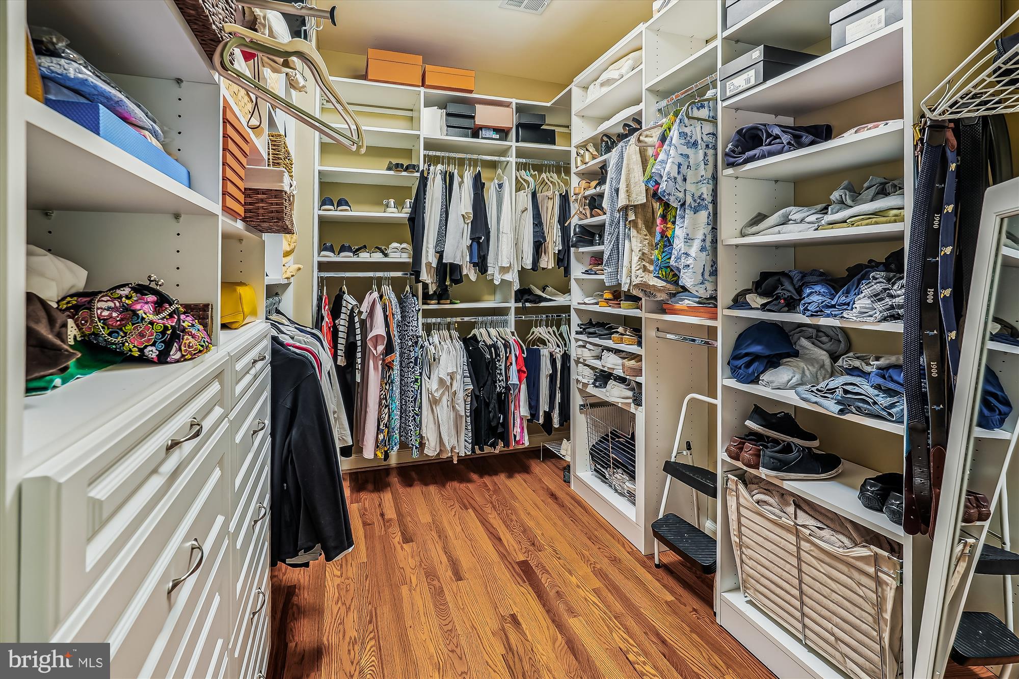 MEDINAH HOMES - Residential