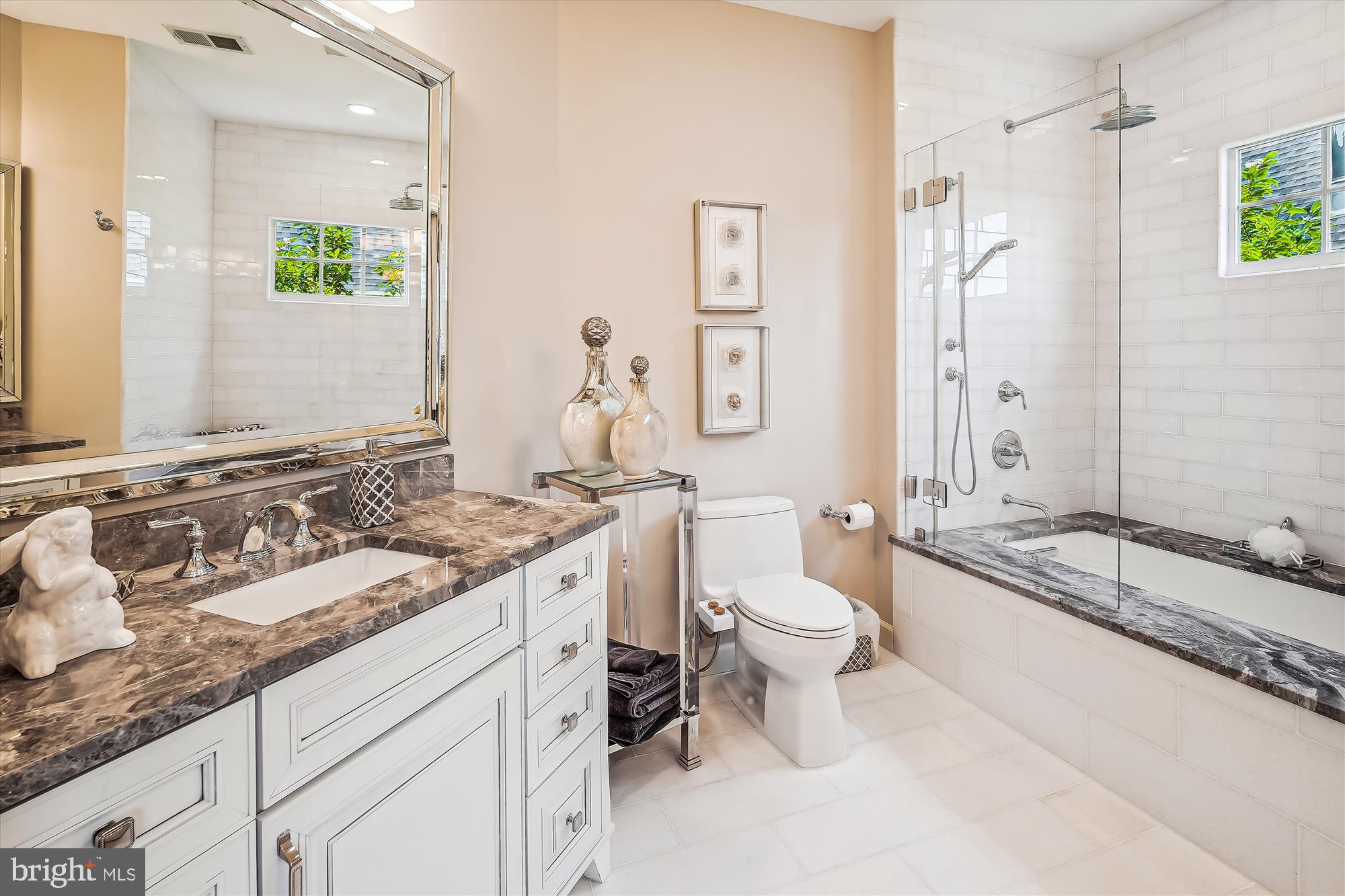 MEDINAH HOMES - Residential