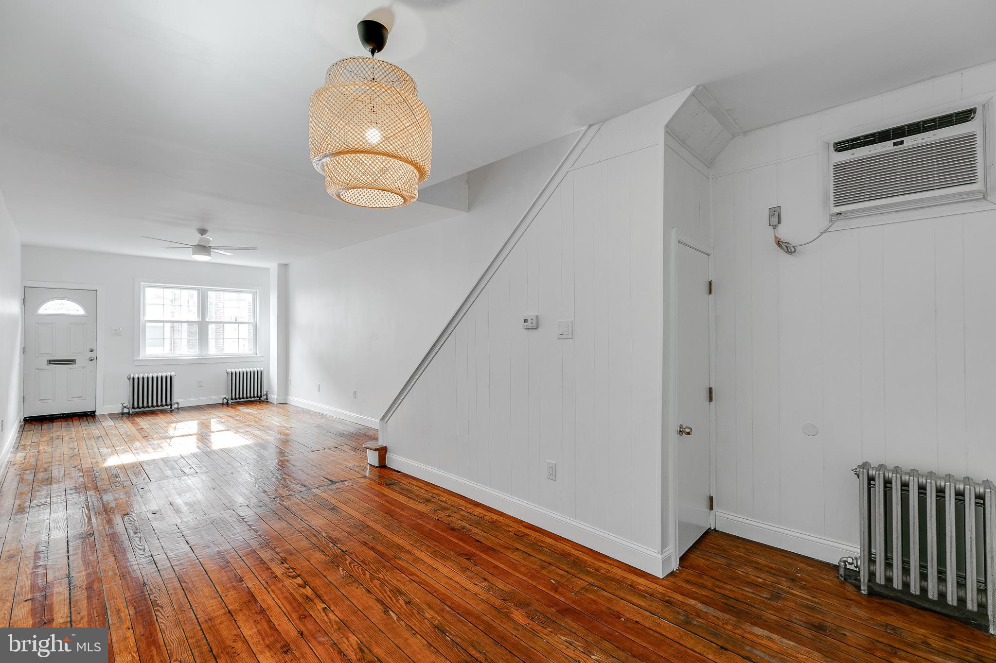 PORT RICHMOND - Residential