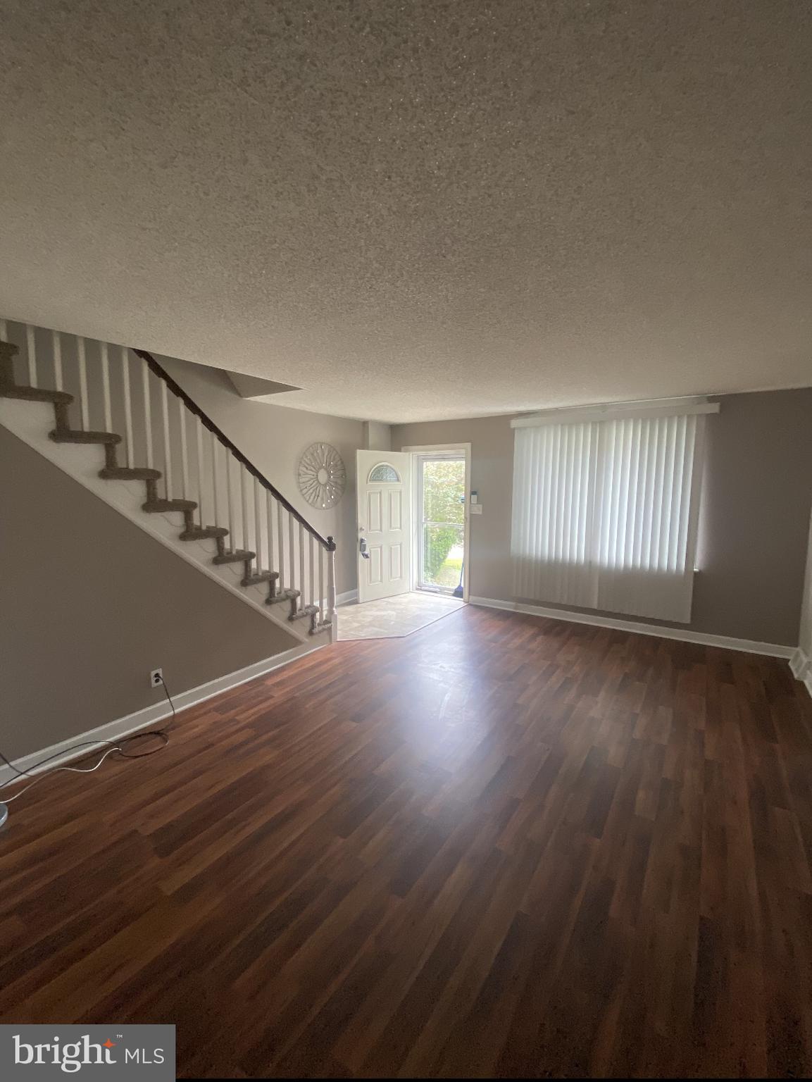 MAYFAIR - Residential