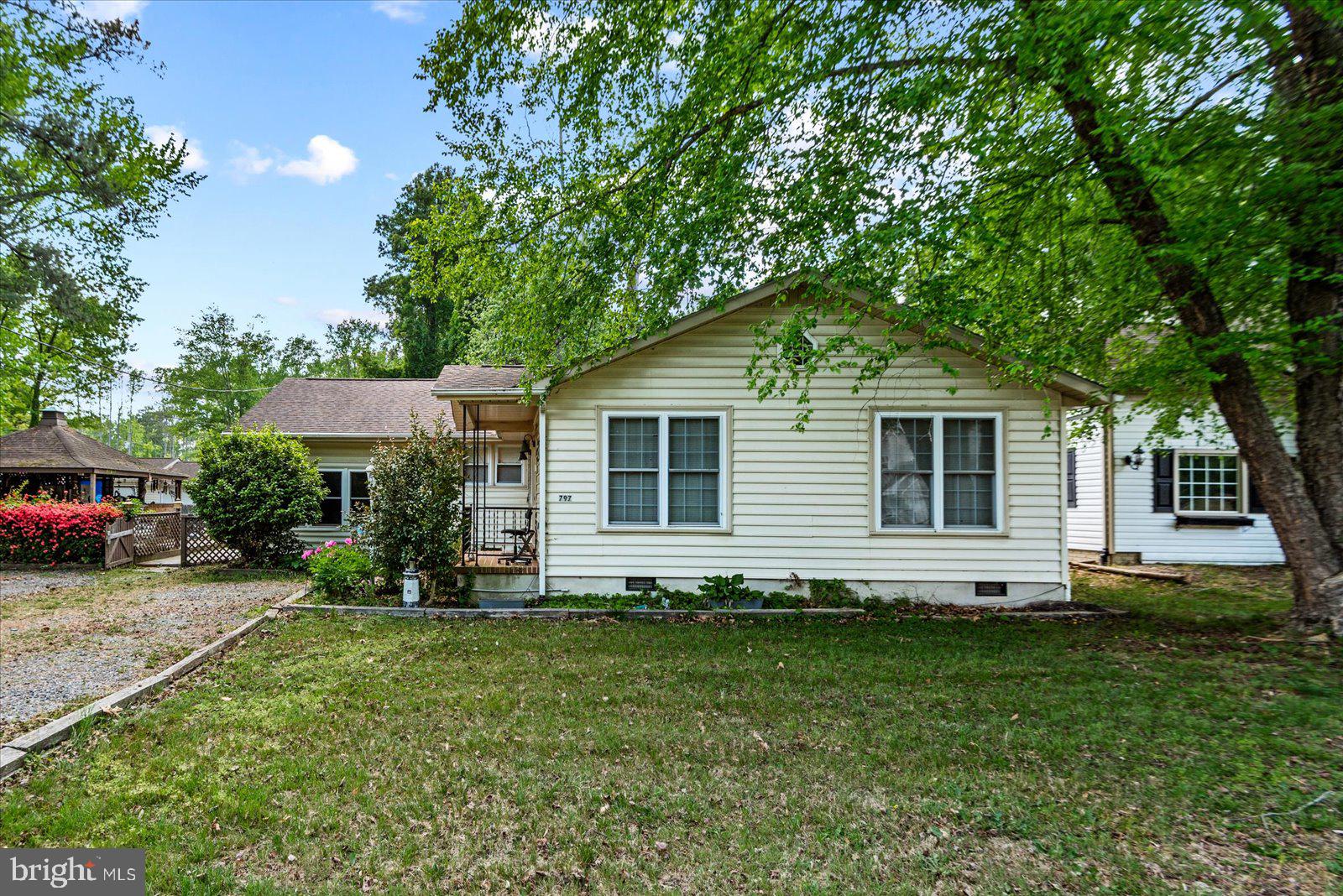 797 FOREST GROVE ROAD