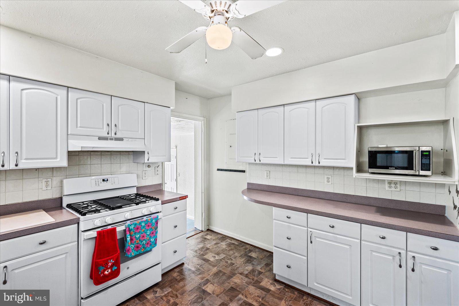 PLACID BAY ESTATES - Residential