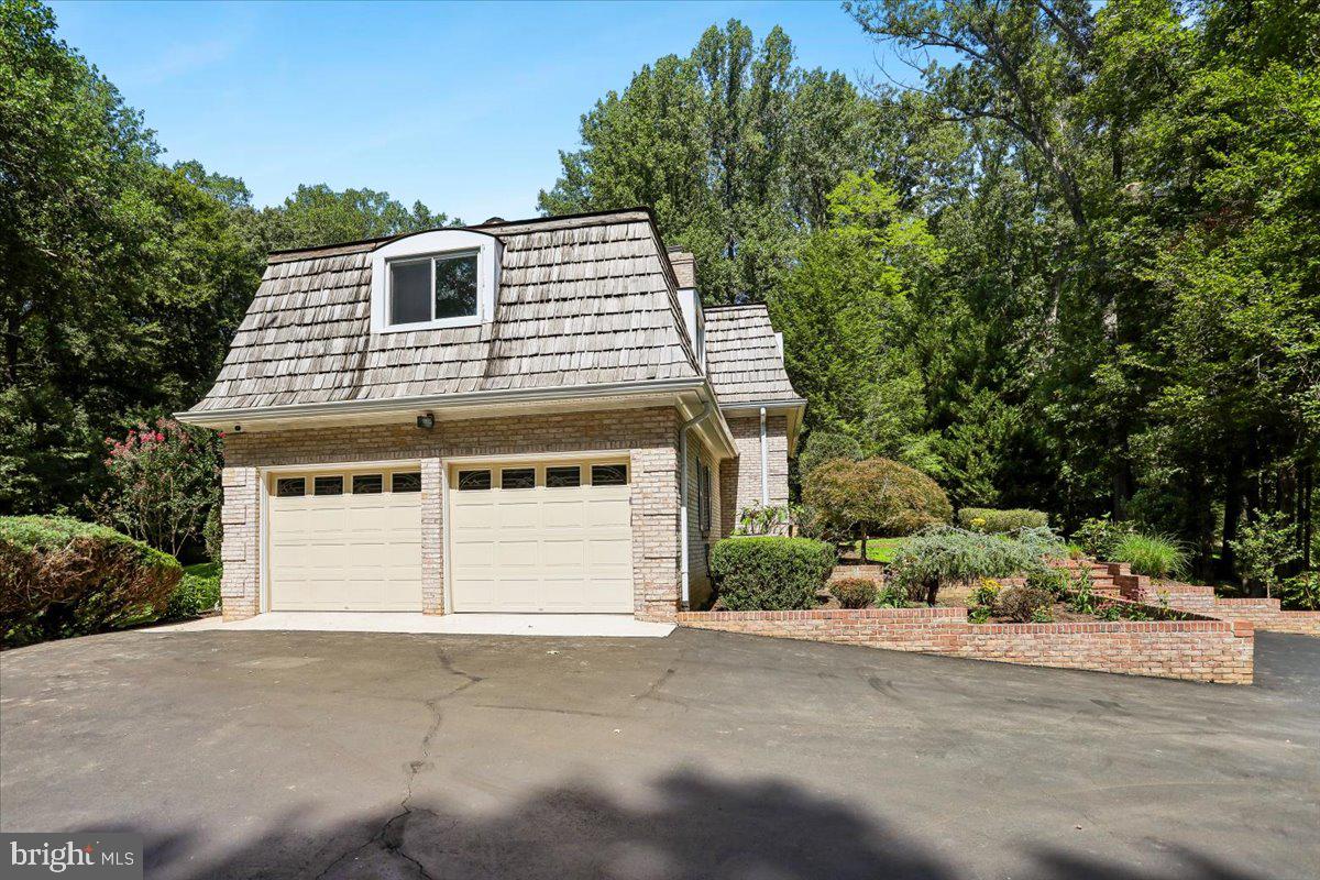 6310 WINDPATTERNS TRAIL