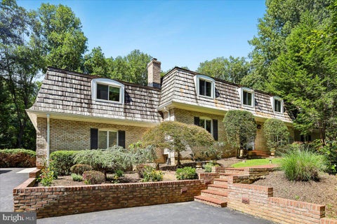 Homes For Sale - 6310 Windpatterns Trail<br/> FAIRFAX STATION, VA 22039