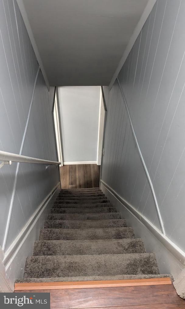 JONATHAN STREET AREA - Residential Lease