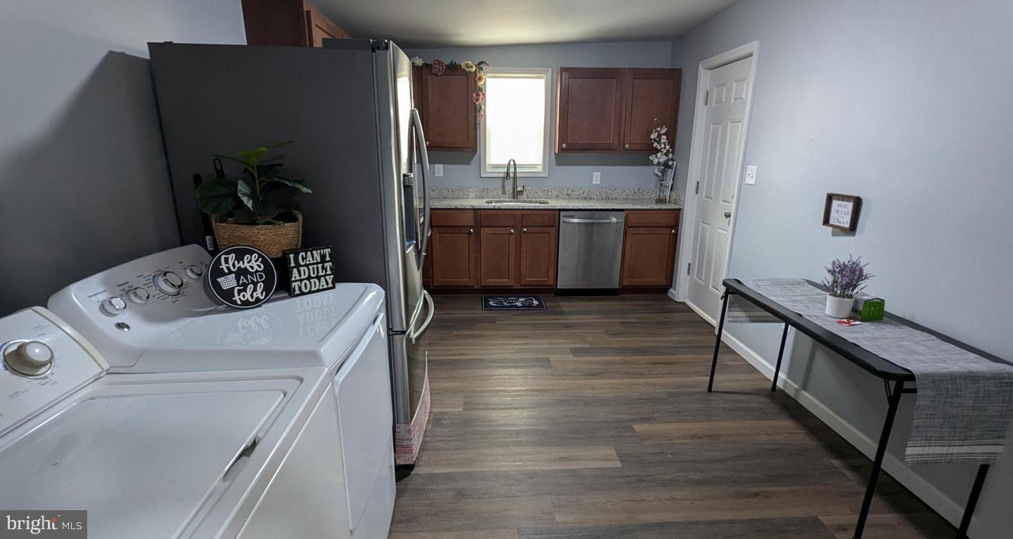 JONATHAN STREET AREA - Residential Lease