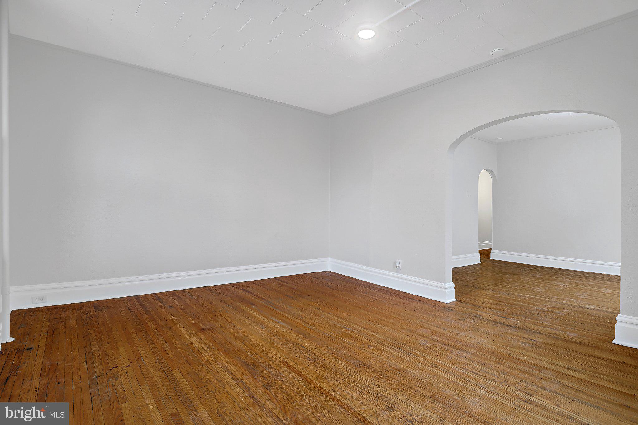 45 N 10TH STREET 1