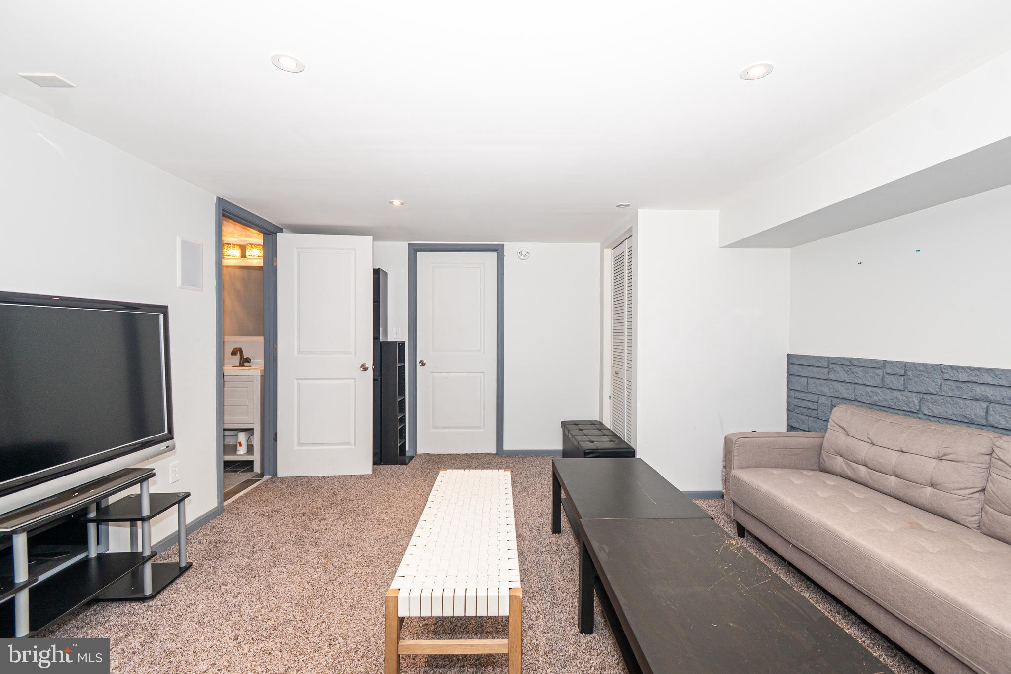 CEDONIA - Residential