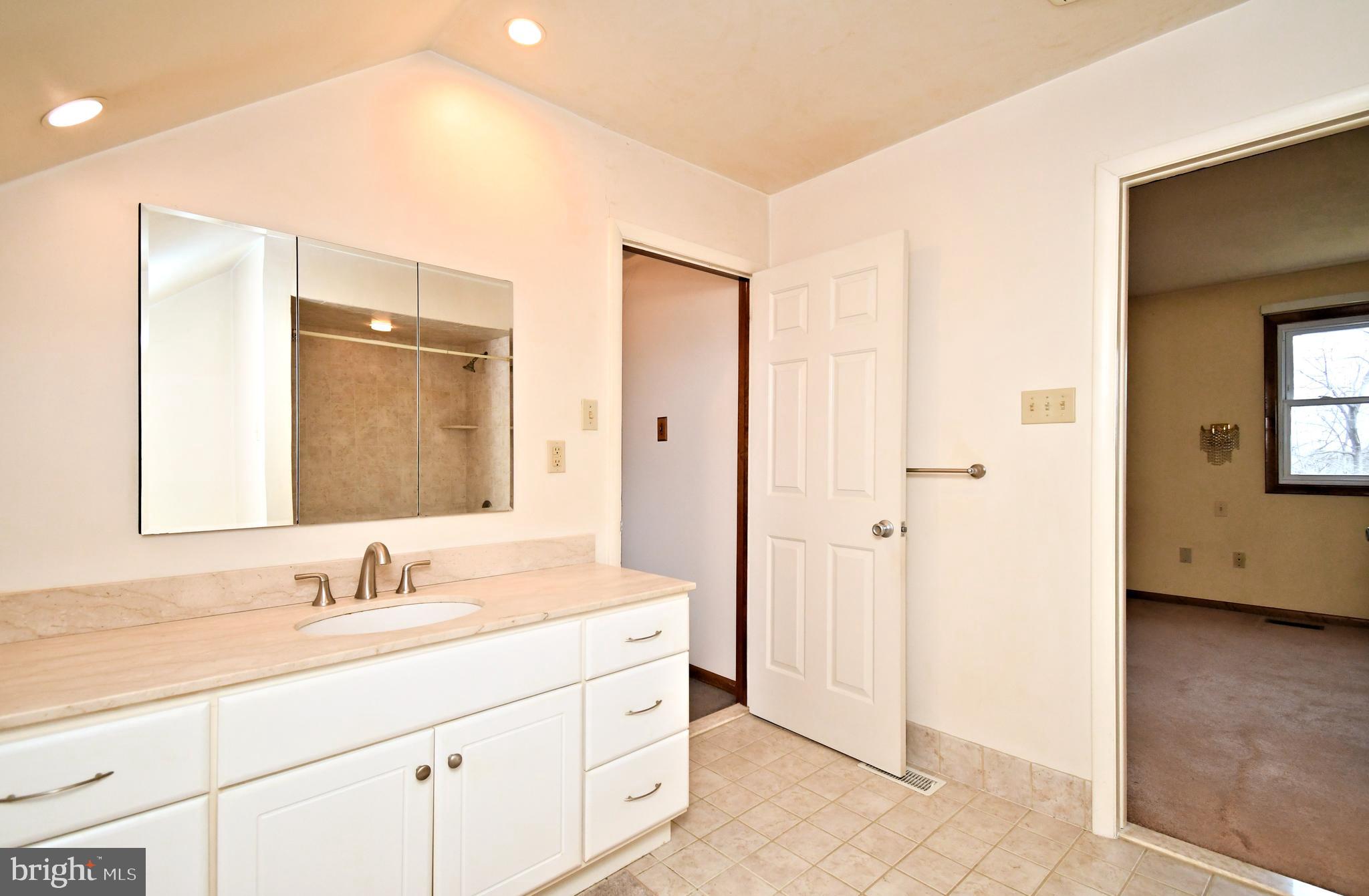 DUBLIN VIL GREEN - Residential