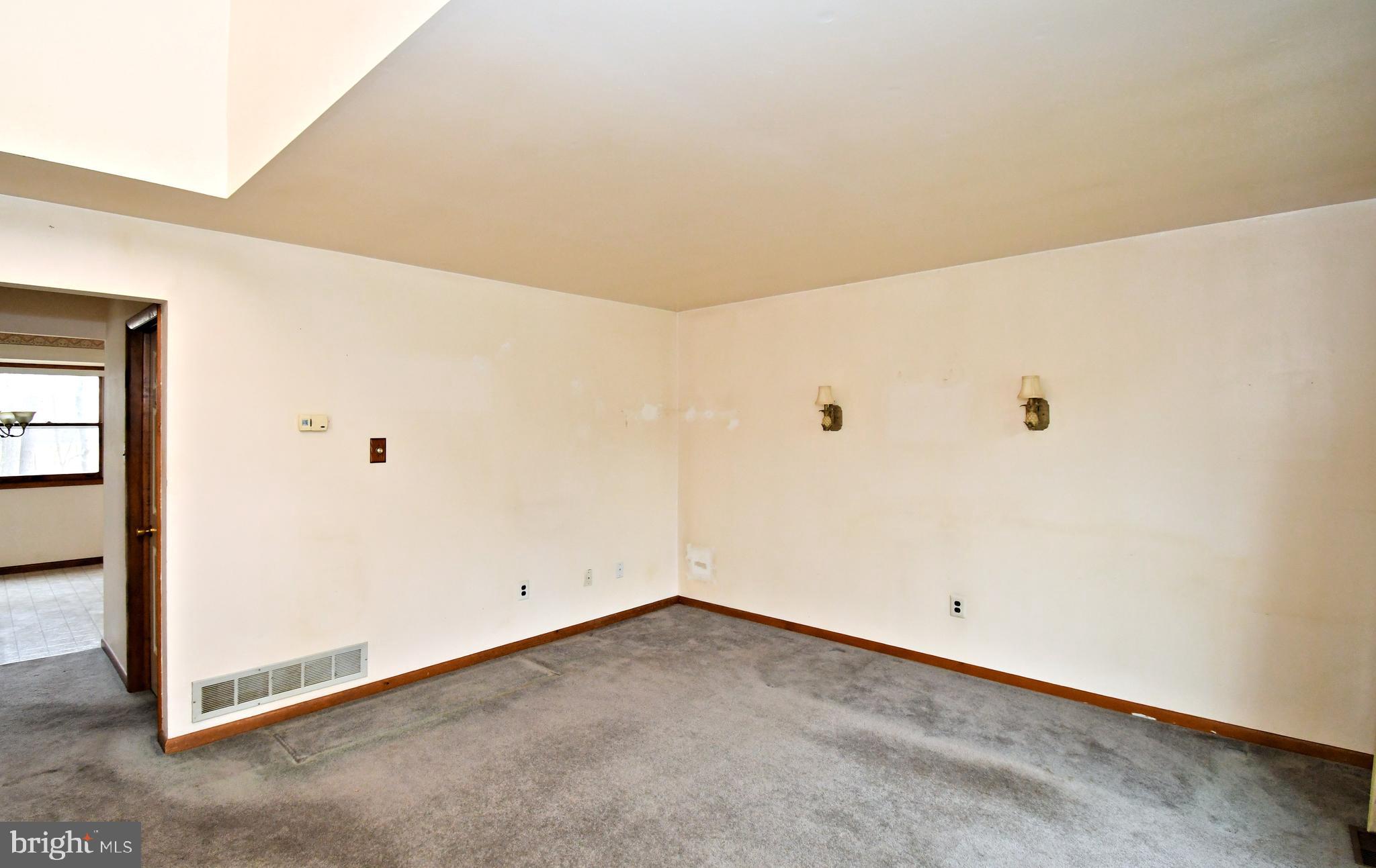 DUBLIN VIL GREEN - Residential