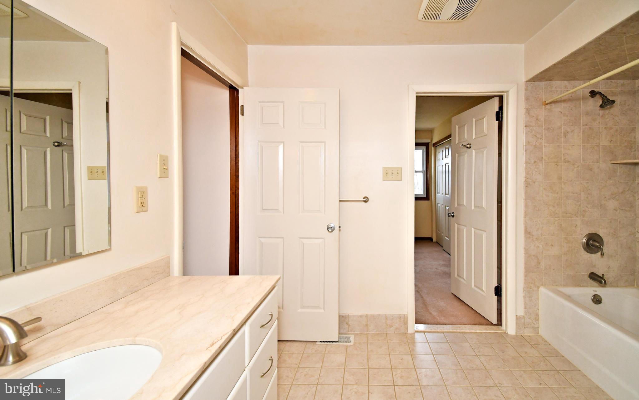 DUBLIN VIL GREEN - Residential