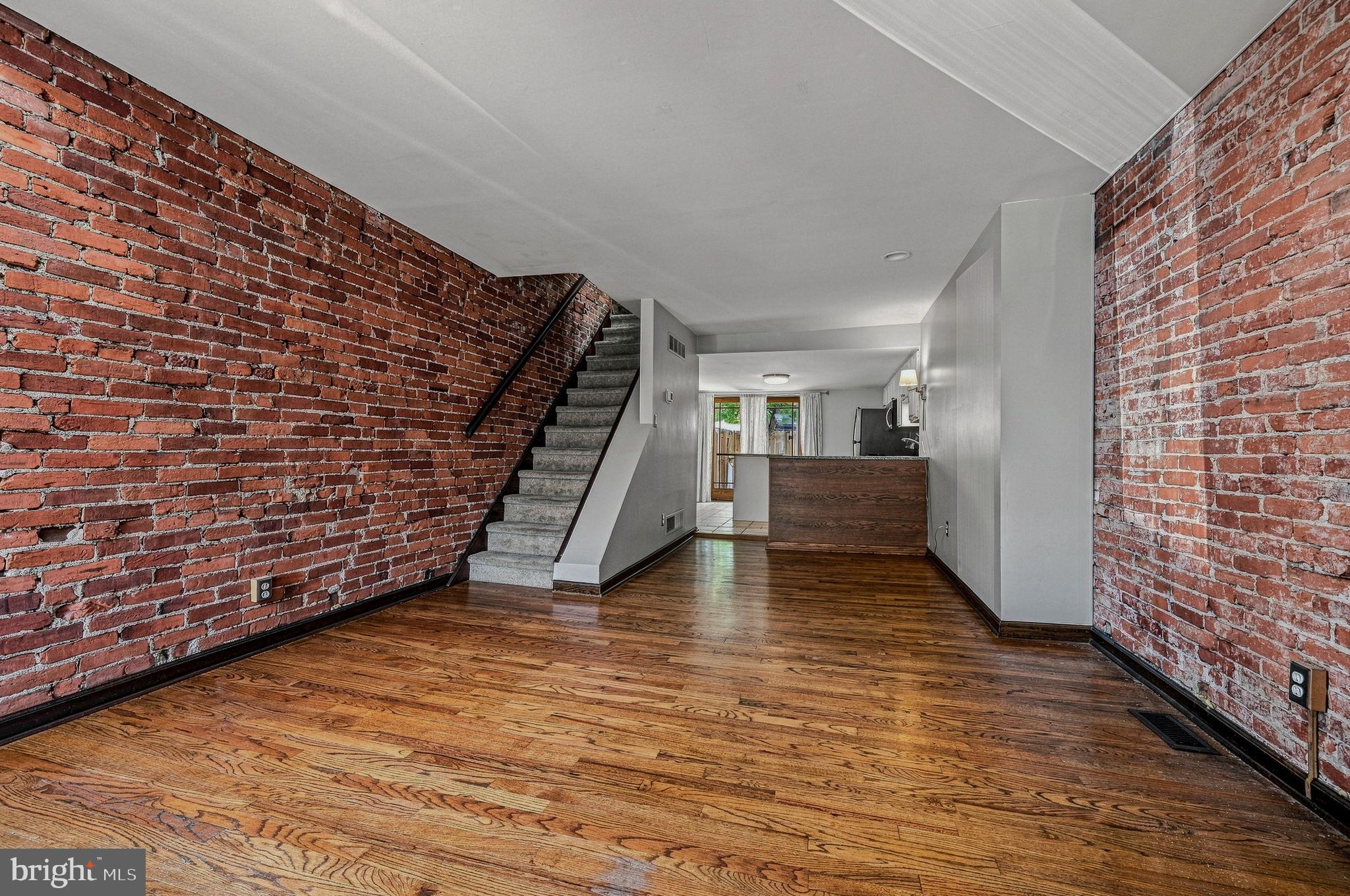 1026 MCDOWELL STREET