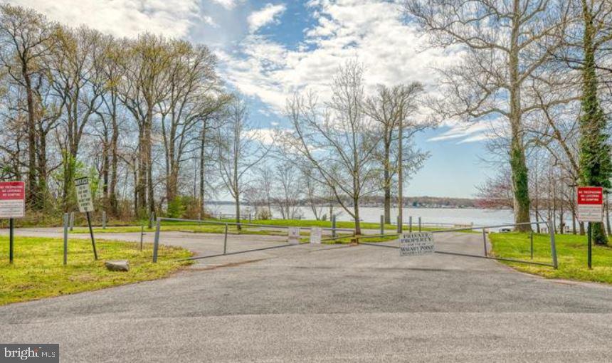 WALNUT POINT - Residential