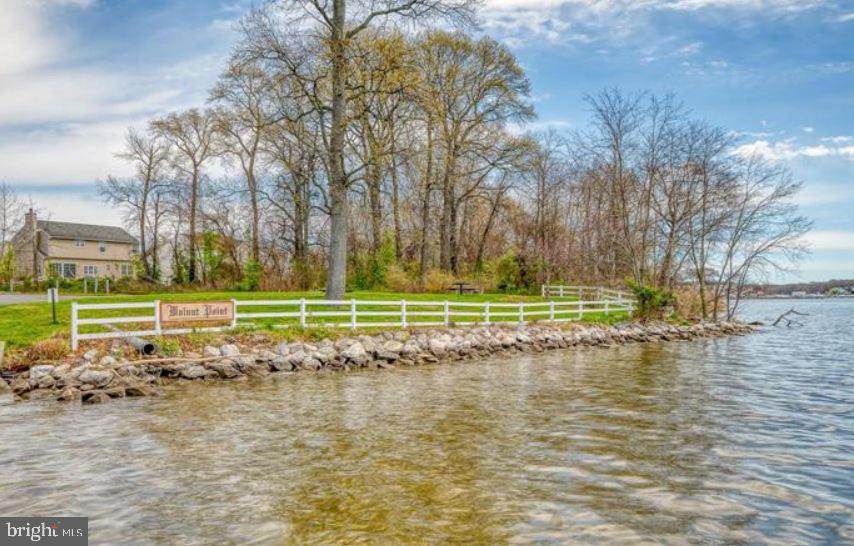 WALNUT POINT - Residential