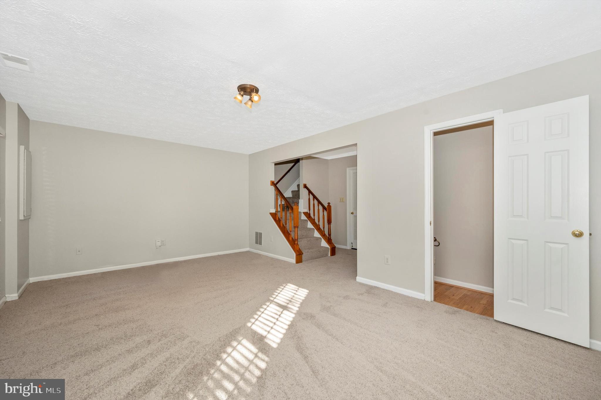 FERNSHIRE FARMS - Residential