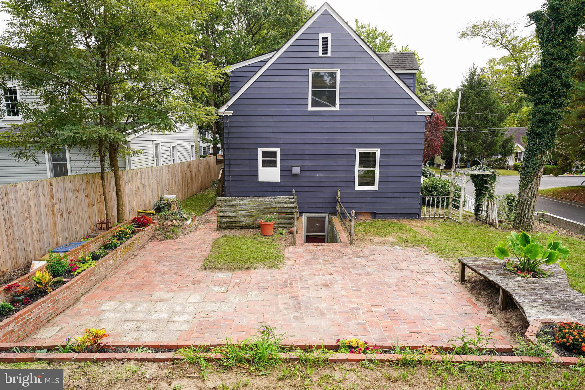 815 FEDERAL STREET