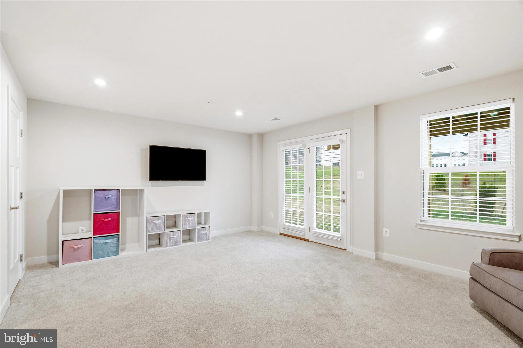 WEST PARK VILLAGE - Residential