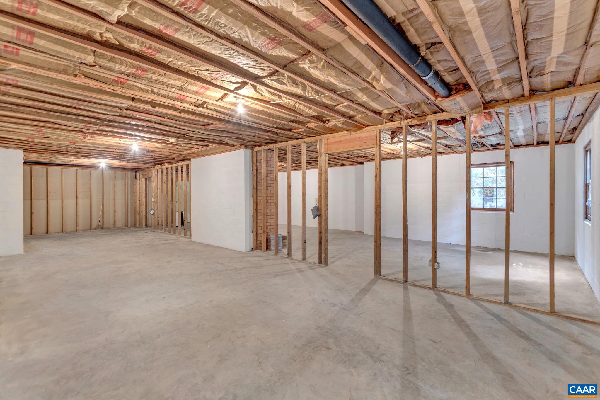 CANTERBURY HILLS - Residential