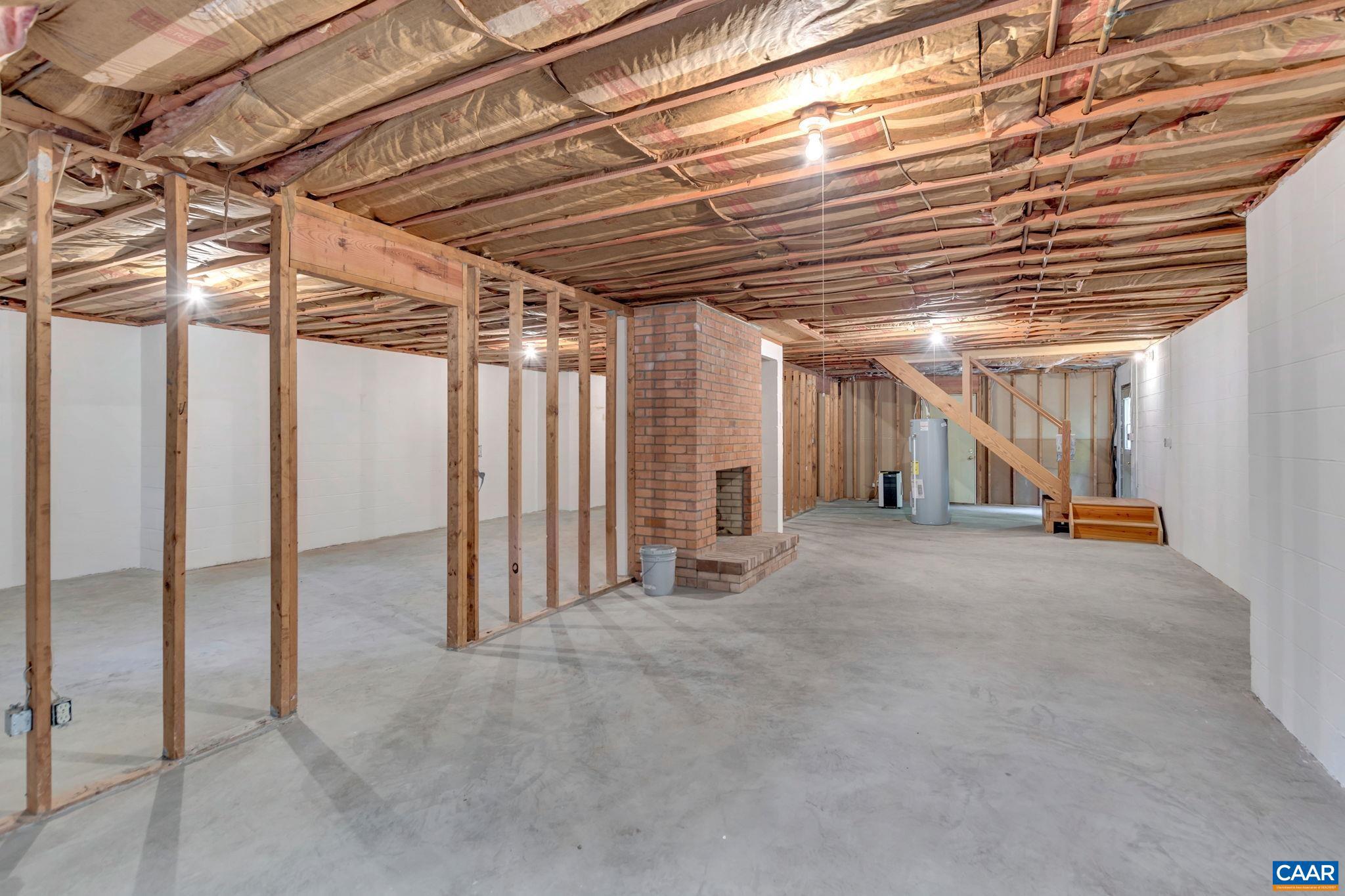 CANTERBURY HILLS - Residential